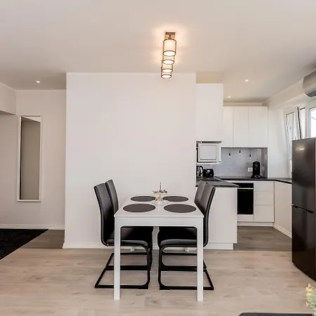 Kooli 12b Korter Parnu